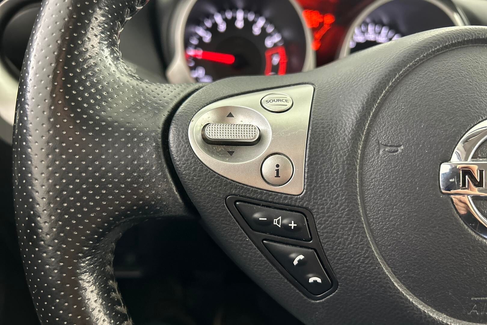 Nissan Juke iso kuva 22