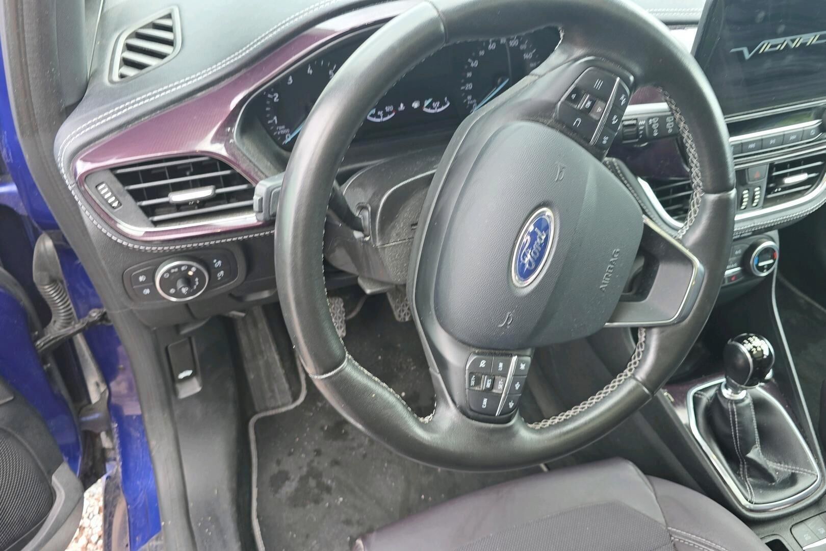 Ford Fiesta iso kuva 2