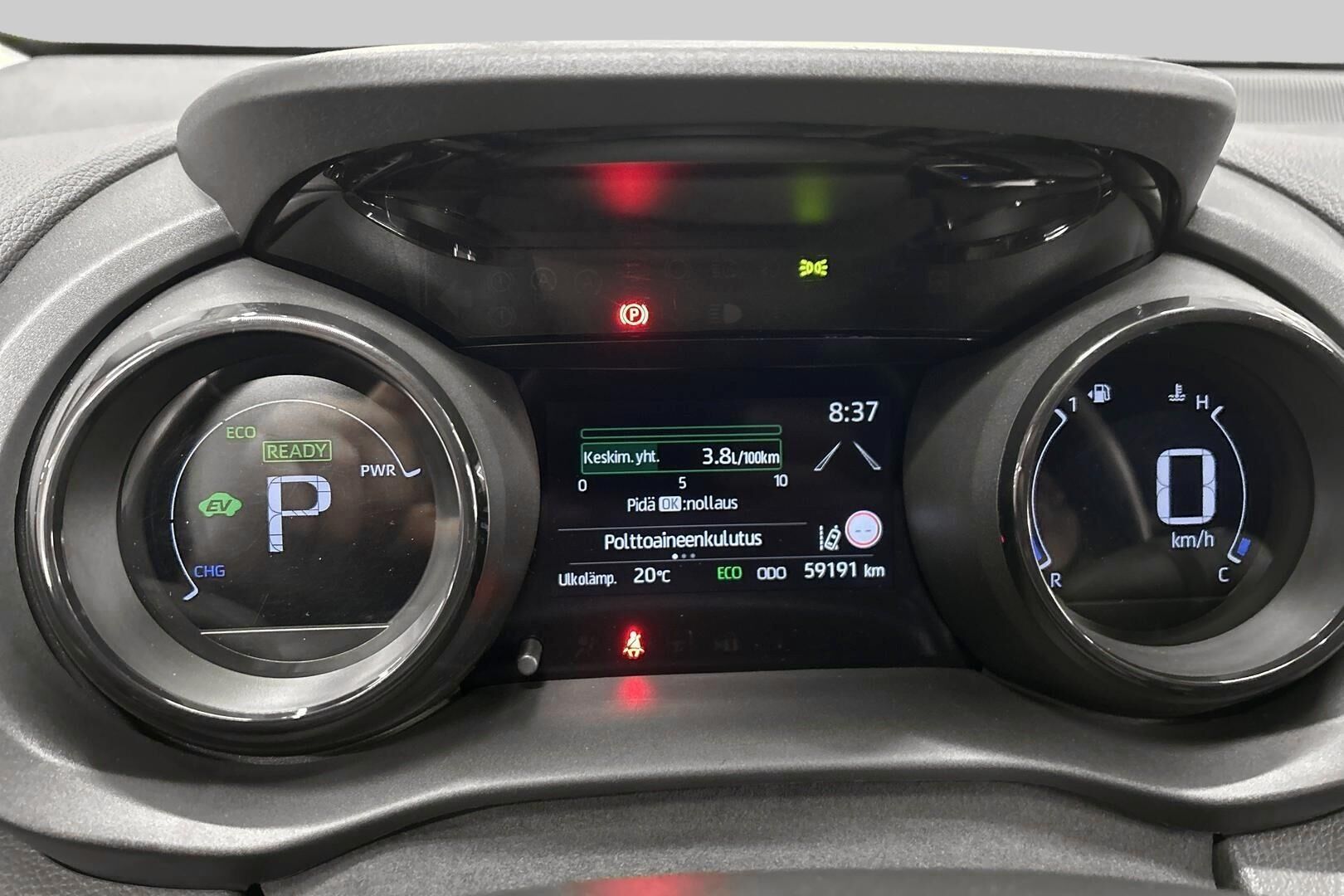 Mazda 2 iso kuva 15
