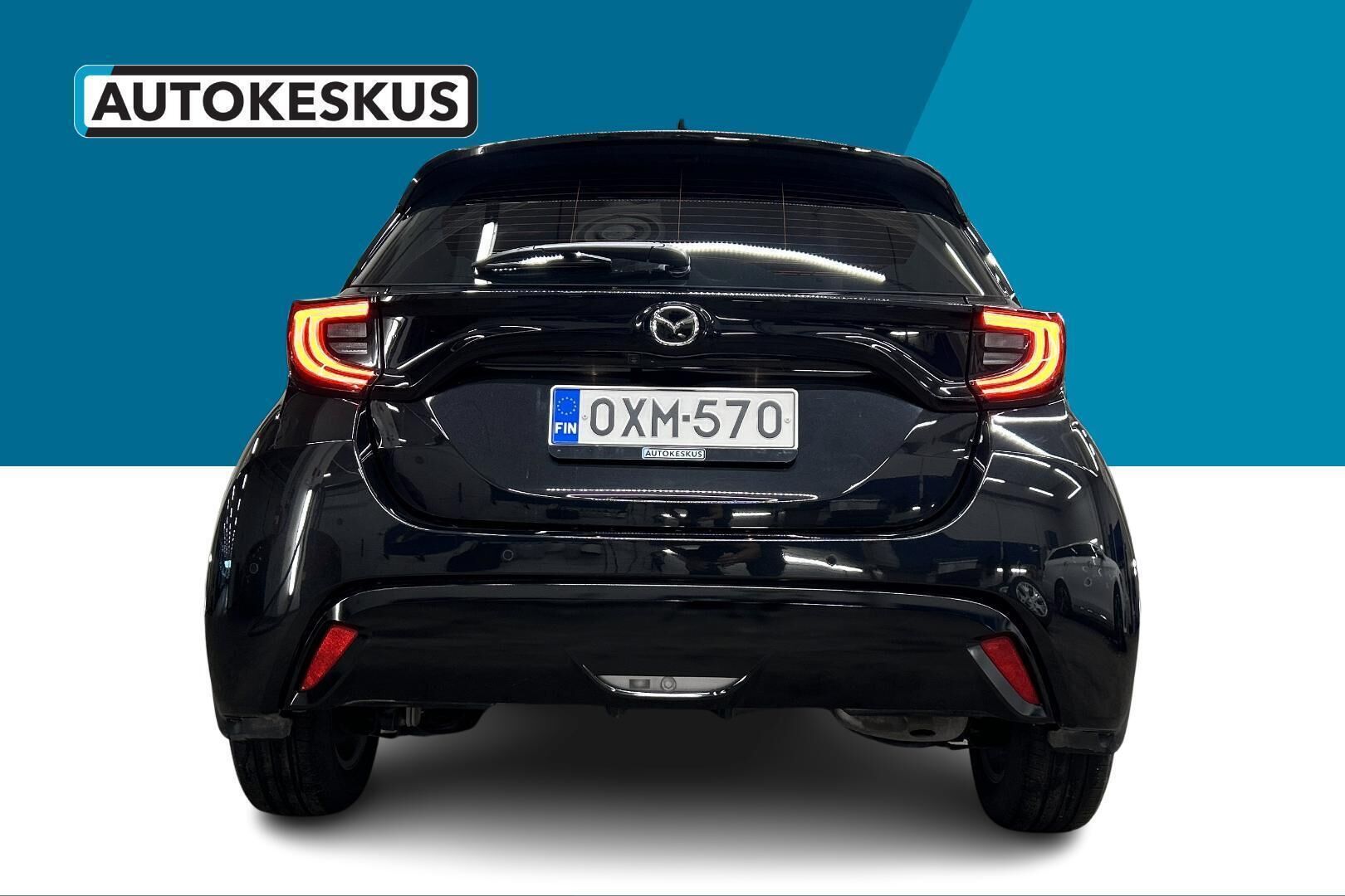 Mazda 2 iso kuva 6
