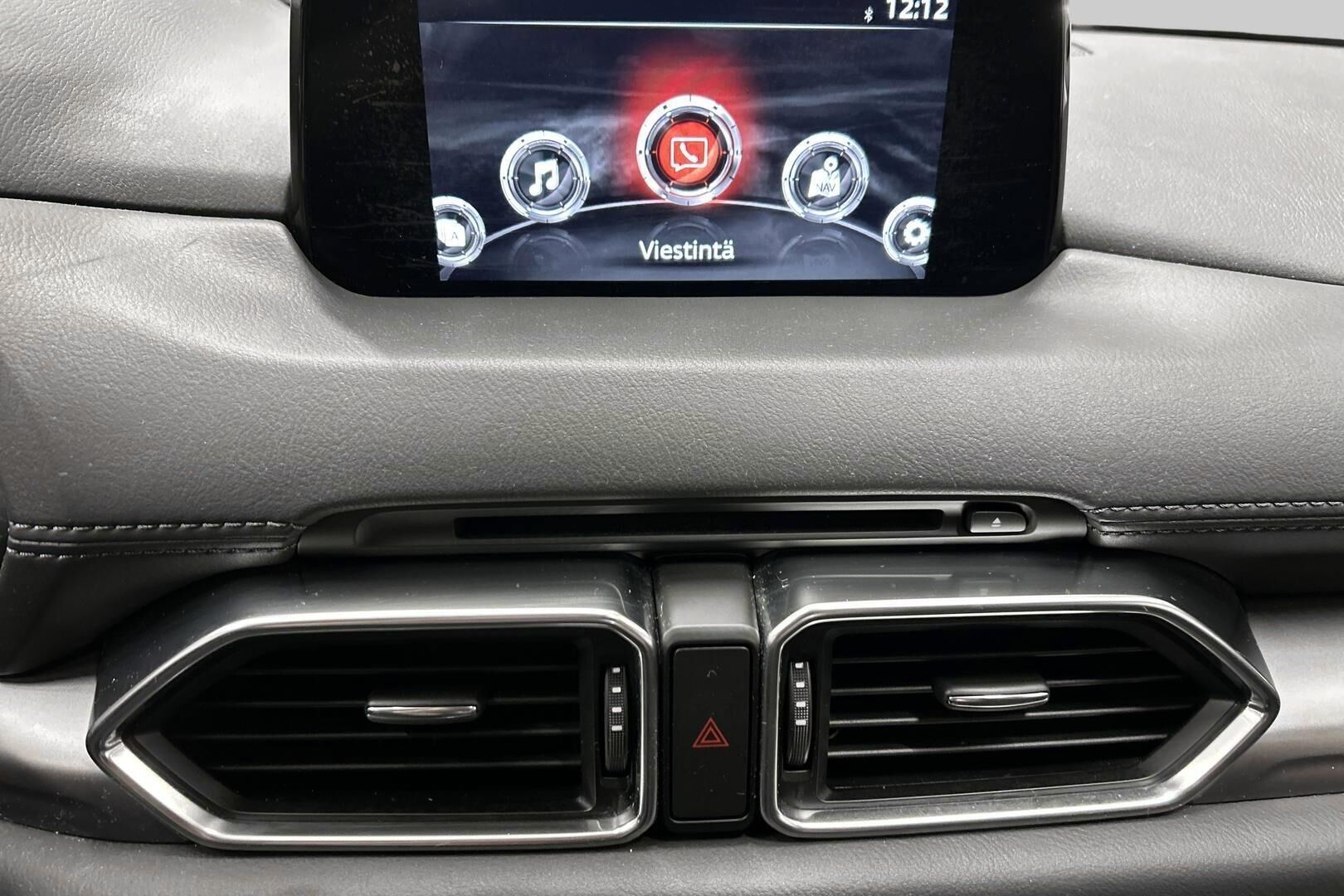Mazda CX-5 iso kuva 14