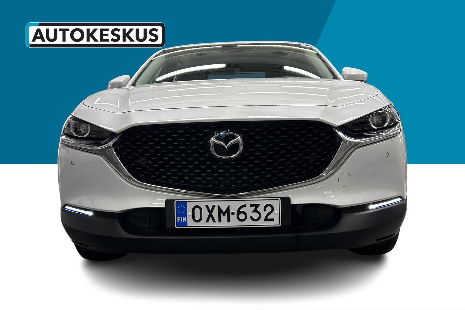 Mazda CX-30 iso kuva 1