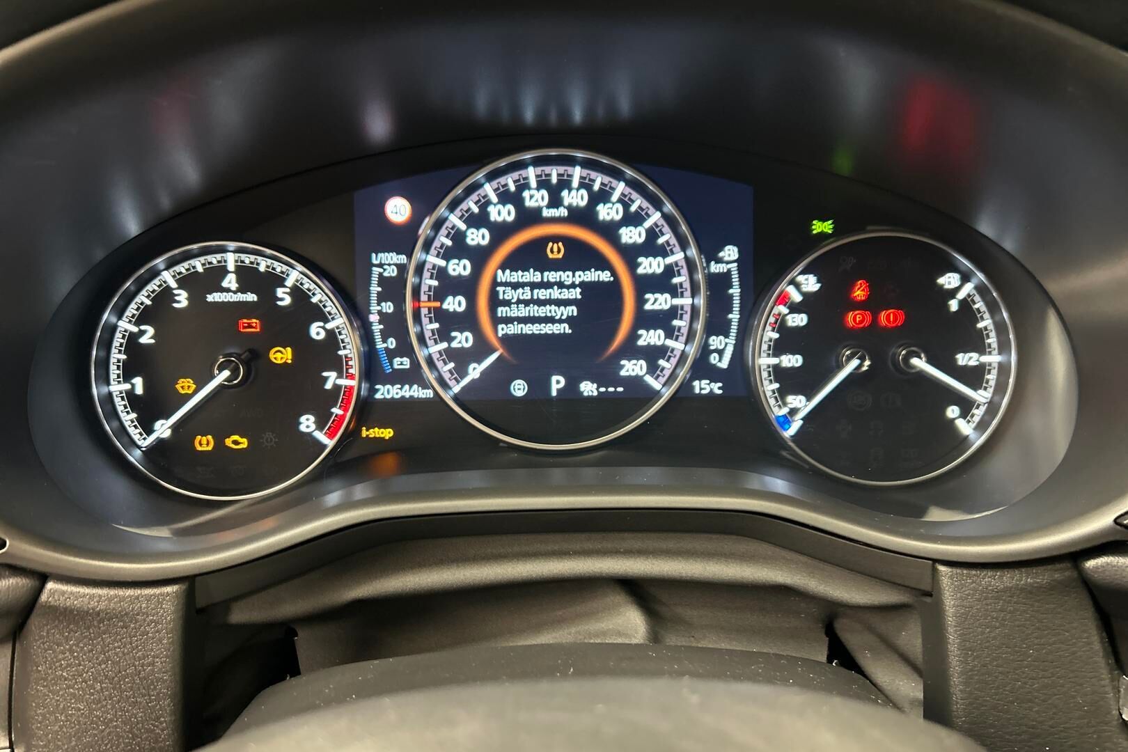 Mazda CX-30 iso kuva 13