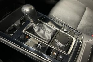 Mazda CX-30 esikatselu 17