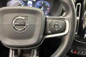 Volvo XC40 esikatselu 22