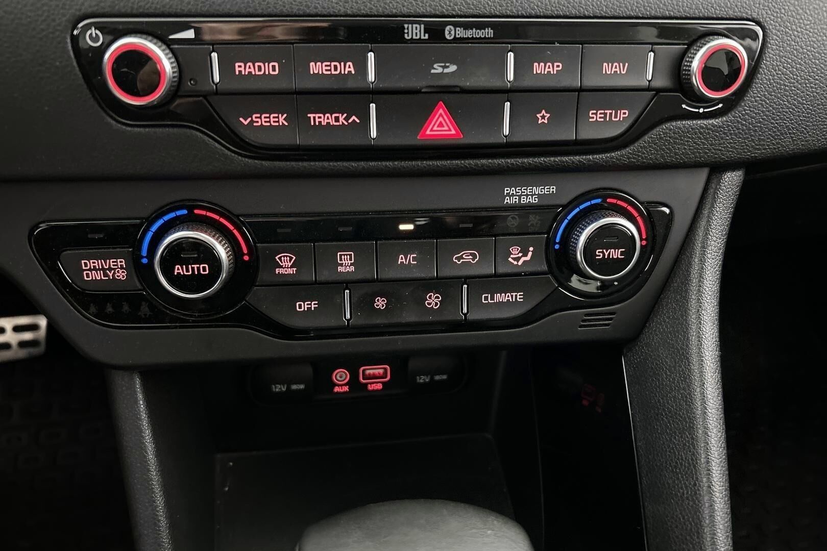 Kia Niro iso kuva 20