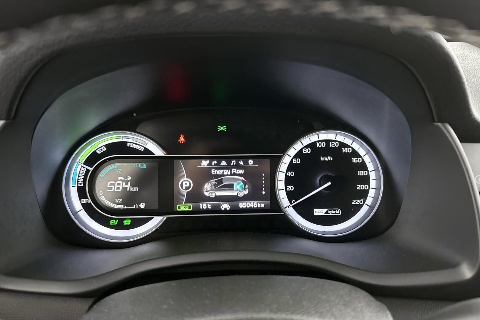 Kia Niro iso kuva 23