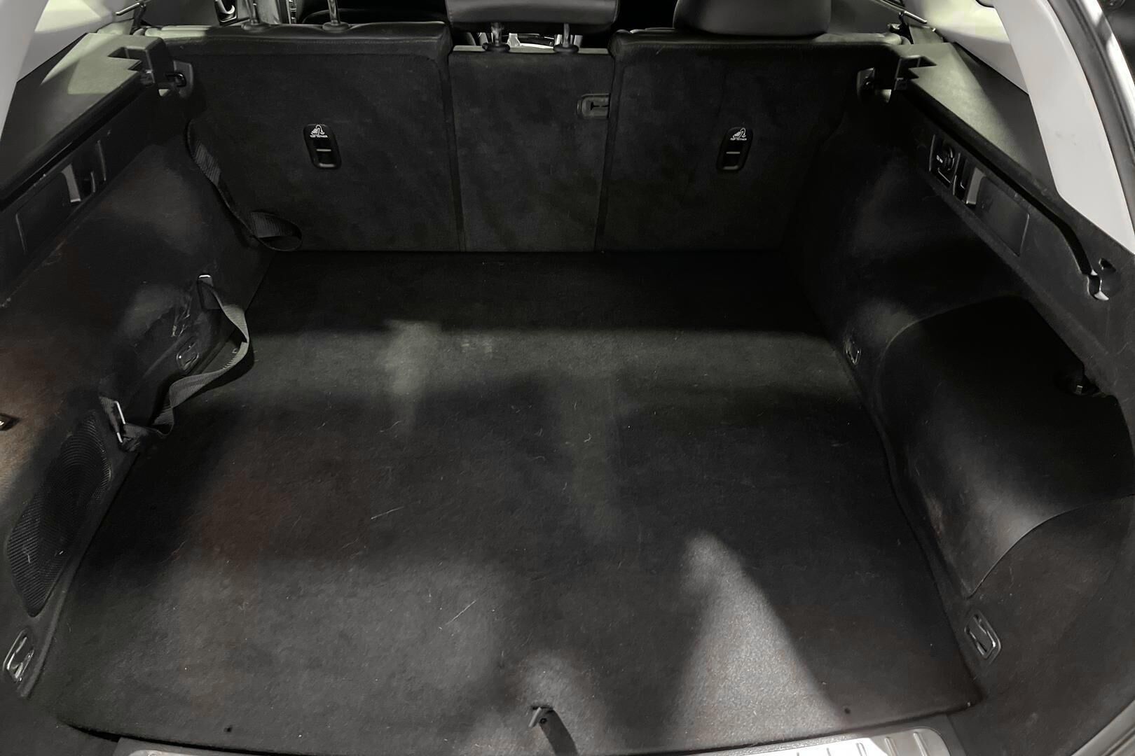 Kia Optima iso kuva 10