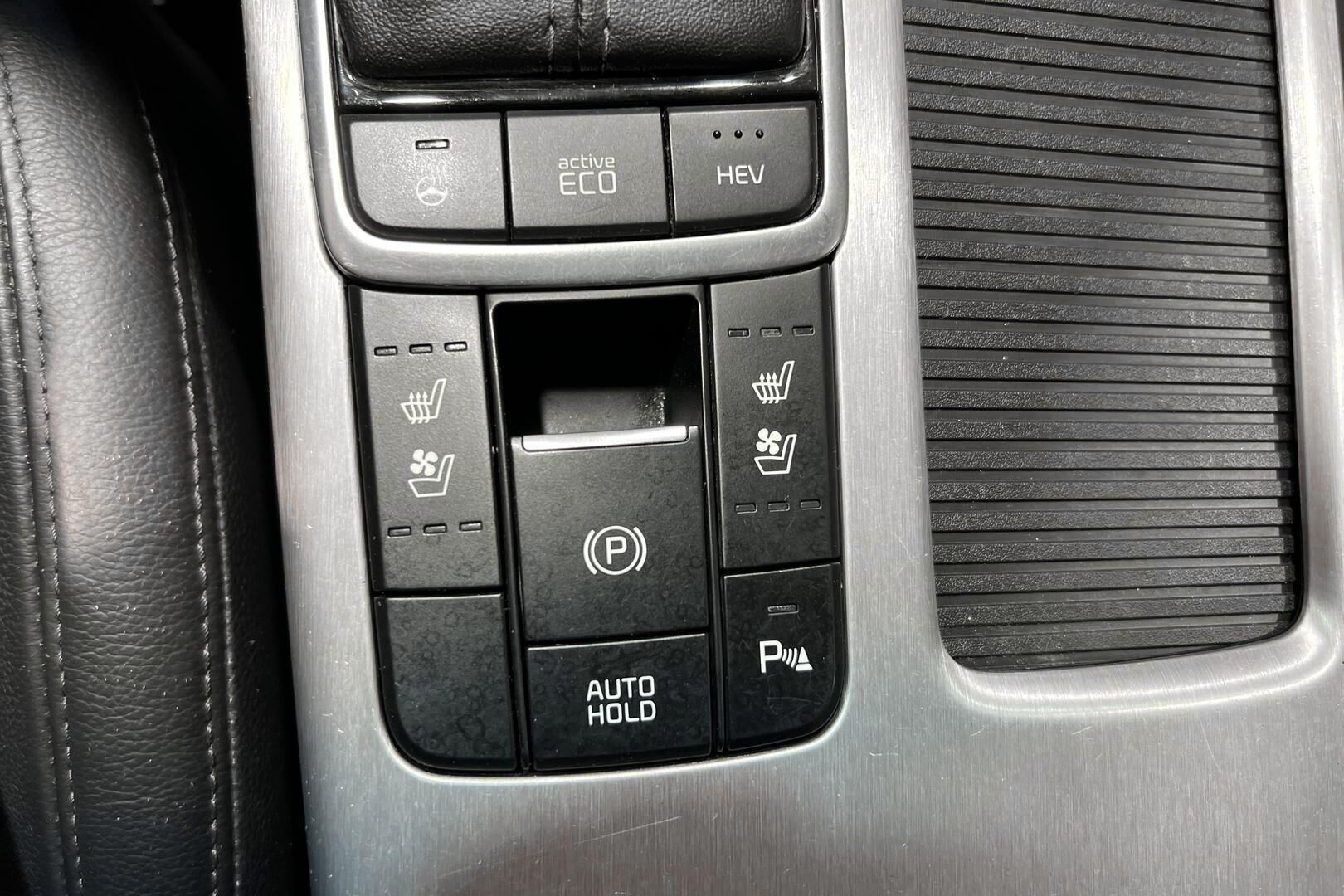 Kia Optima iso kuva 14