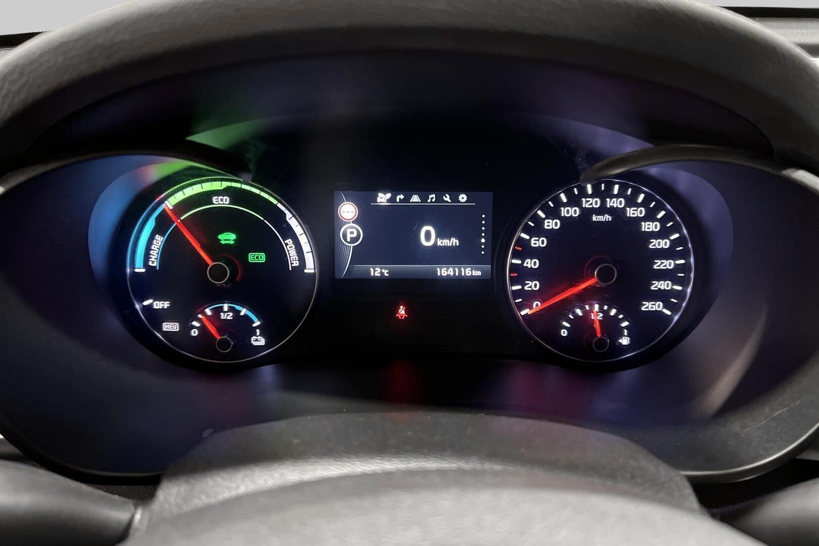 Kia Optima iso kuva 16