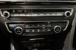 Kia Optima esikatselu 24