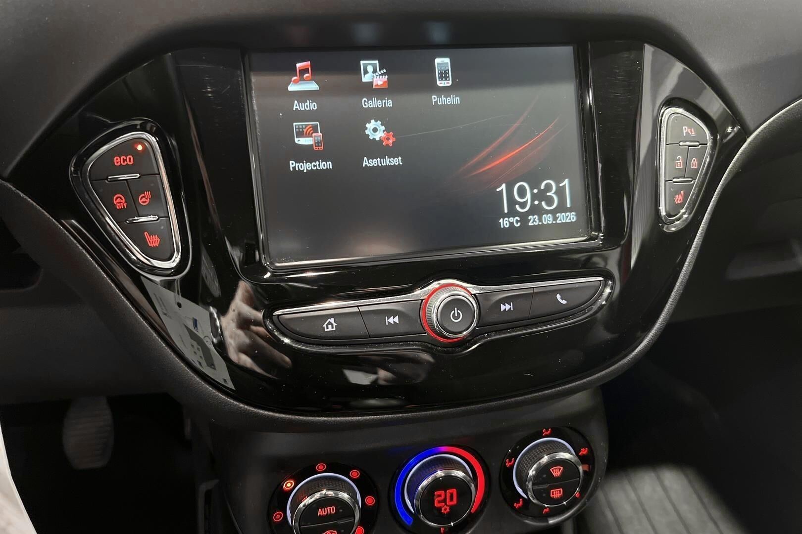 Opel Corsa iso kuva 19