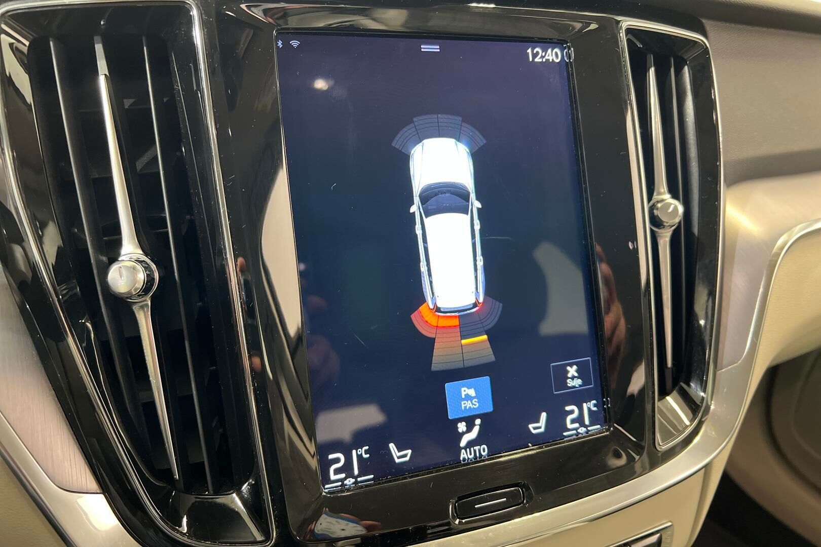 Volvo V60 iso kuva 22