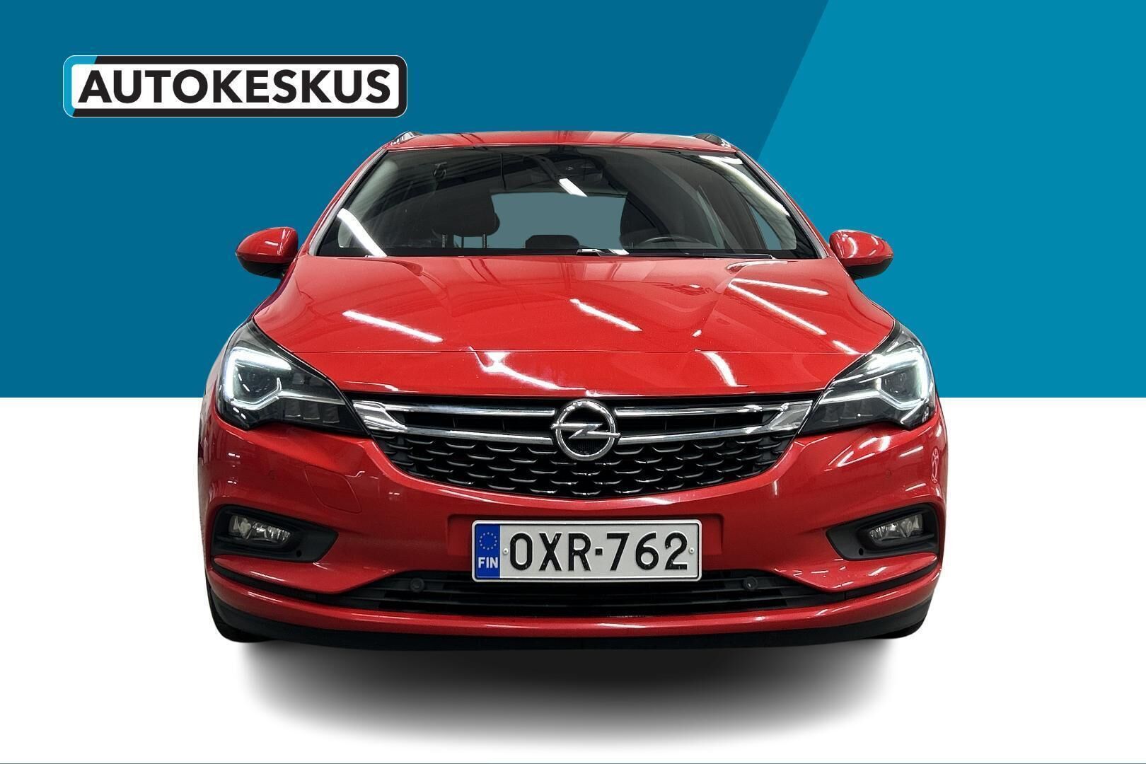 Opel Astra iso kuva 14