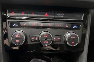 Seat Leon esikatselu 15