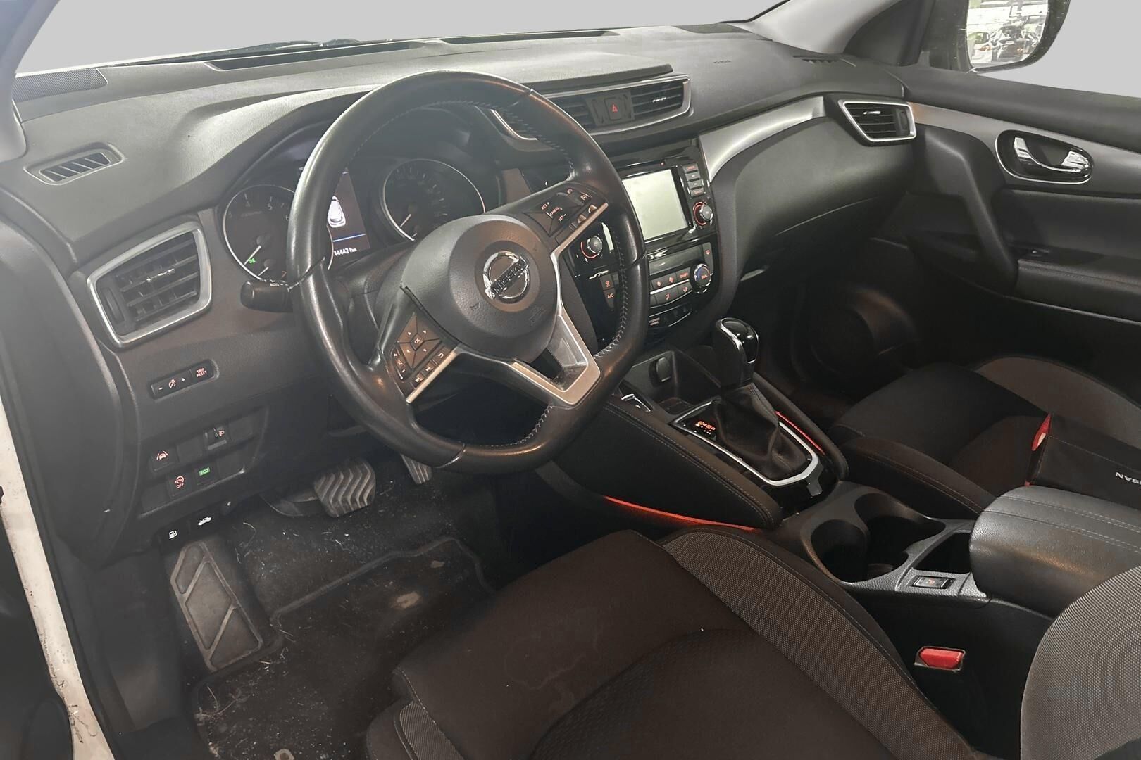 Nissan Qashqai iso kuva 2