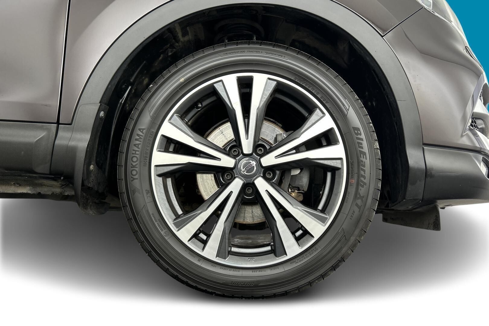Nissan Qashqai iso kuva 13