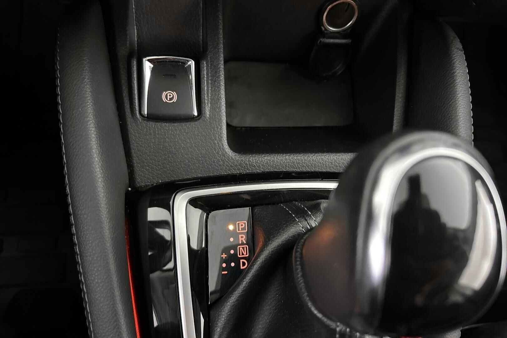 Nissan Qashqai iso kuva 18