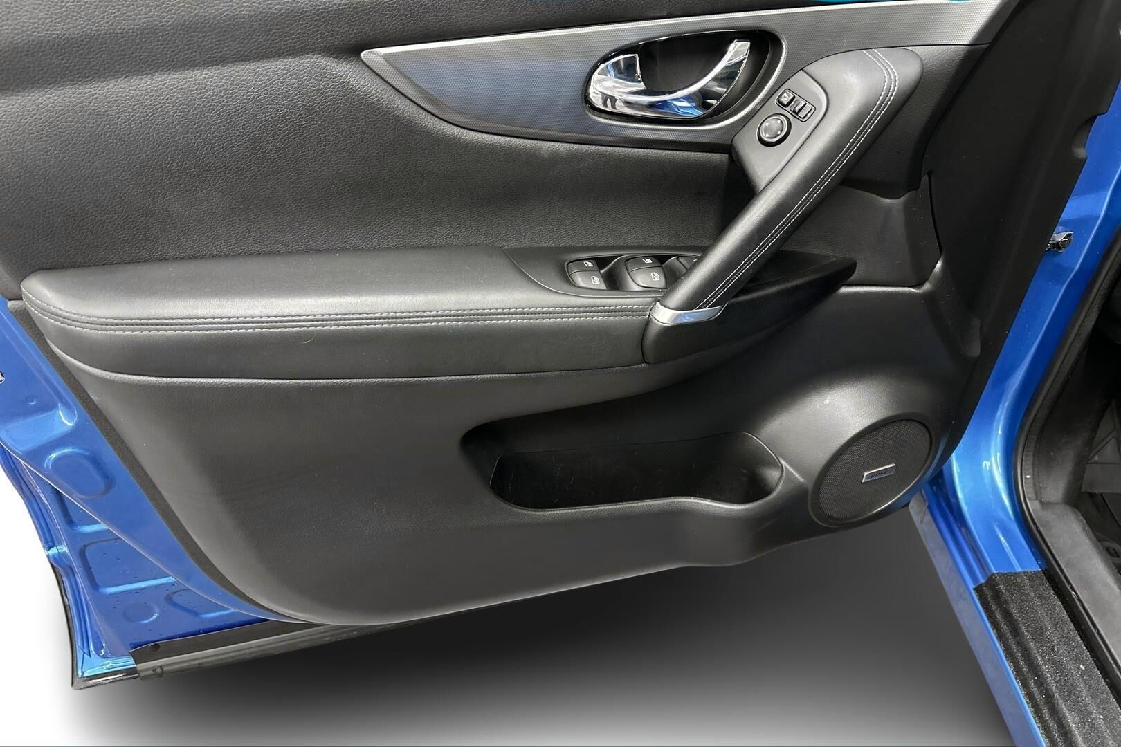 Nissan Qashqai iso kuva 13