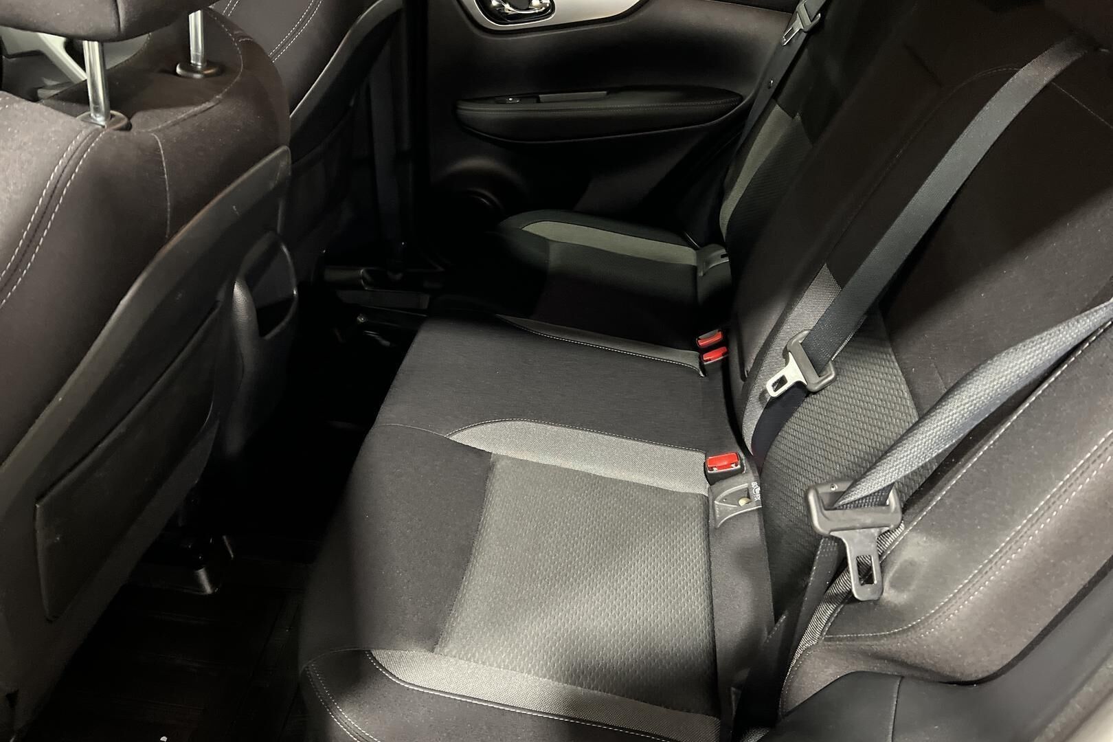 Nissan Qashqai iso kuva 9