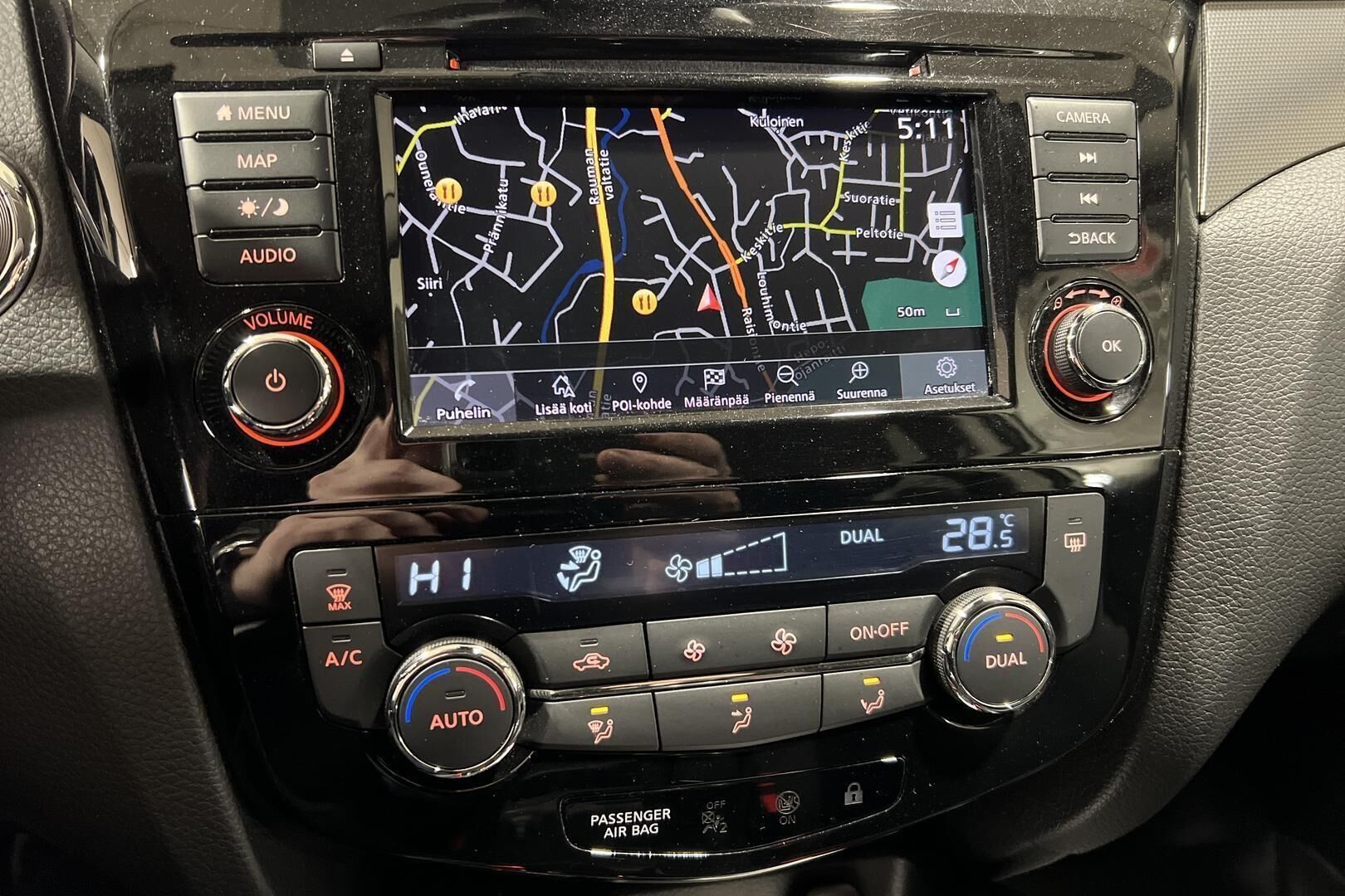 Nissan Qashqai iso kuva 15