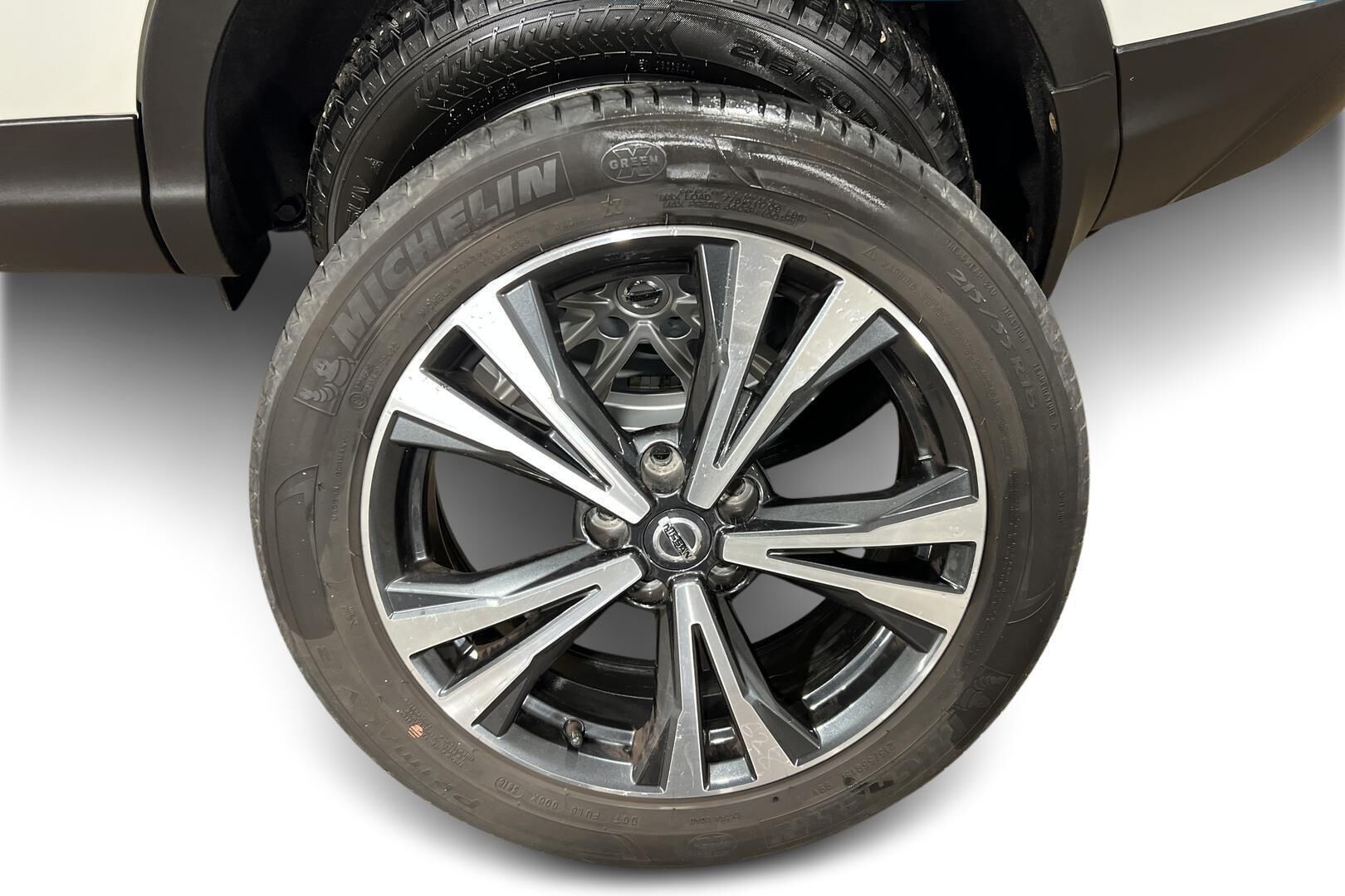 Nissan Qashqai iso kuva 19