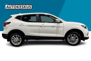 Nissan Qashqai esikatselu 1