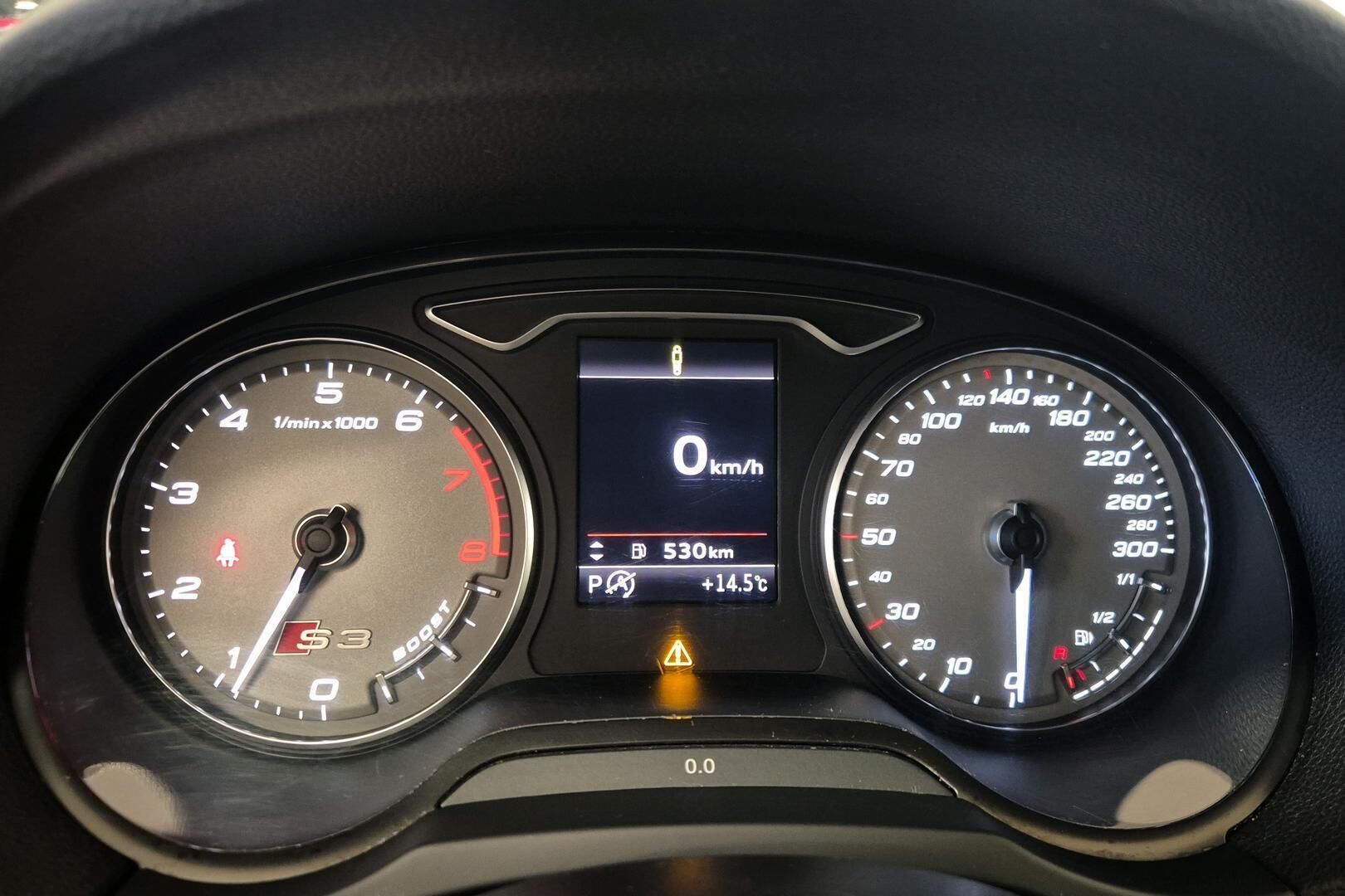Audi S3 iso kuva 14