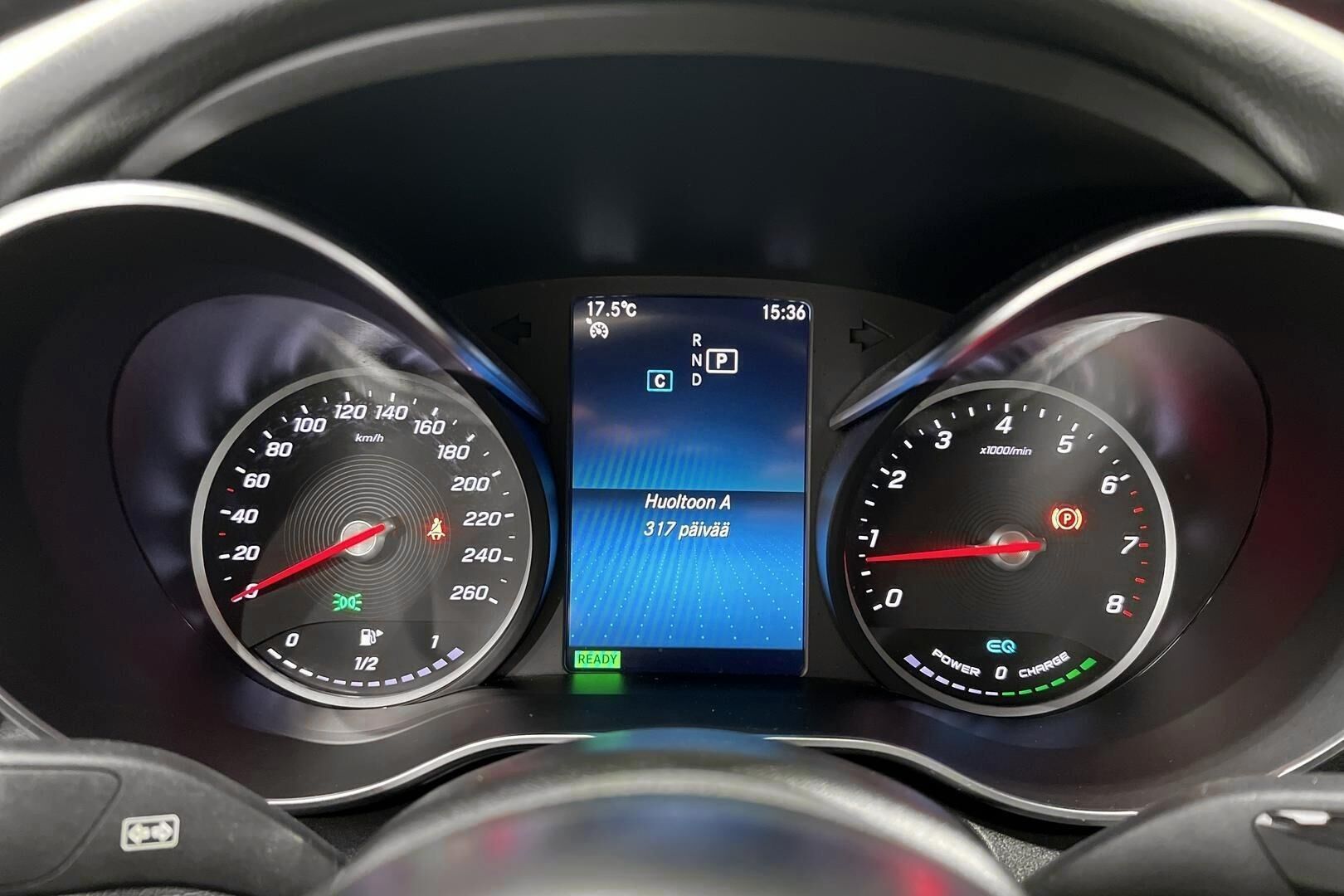 Mercedes-Benz C iso kuva 14