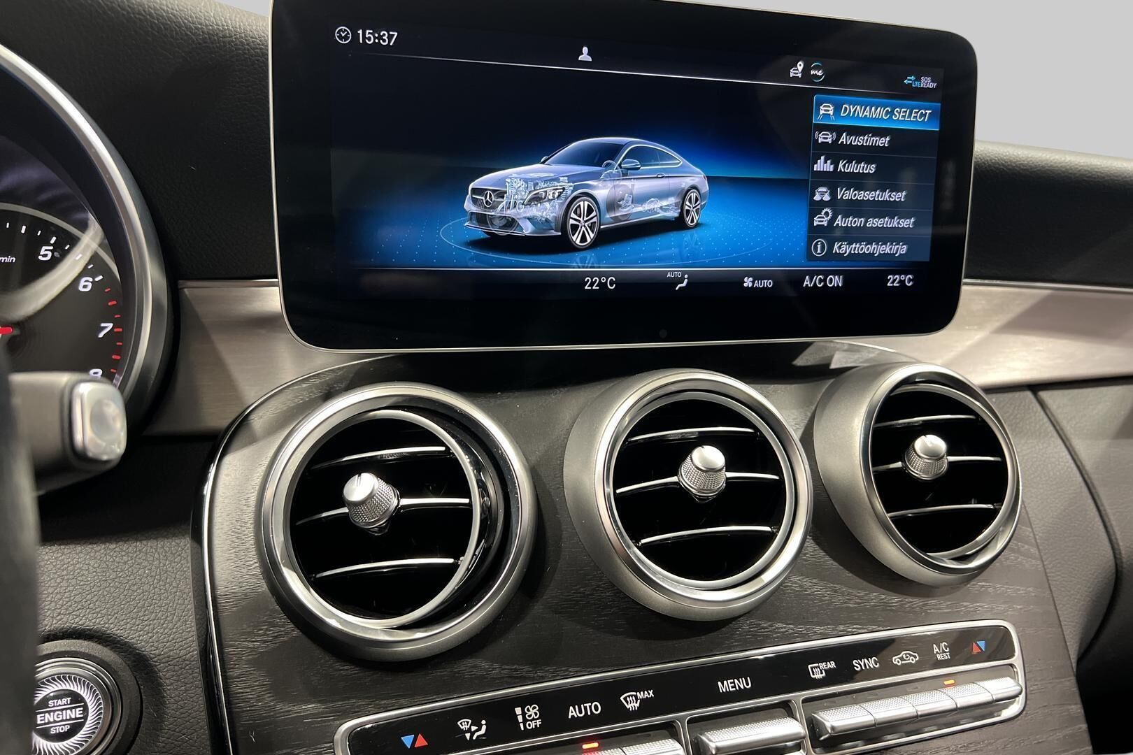 Mercedes-Benz C iso kuva 17