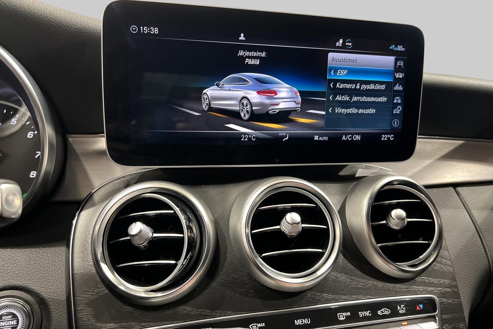 Mercedes-Benz C iso kuva 18