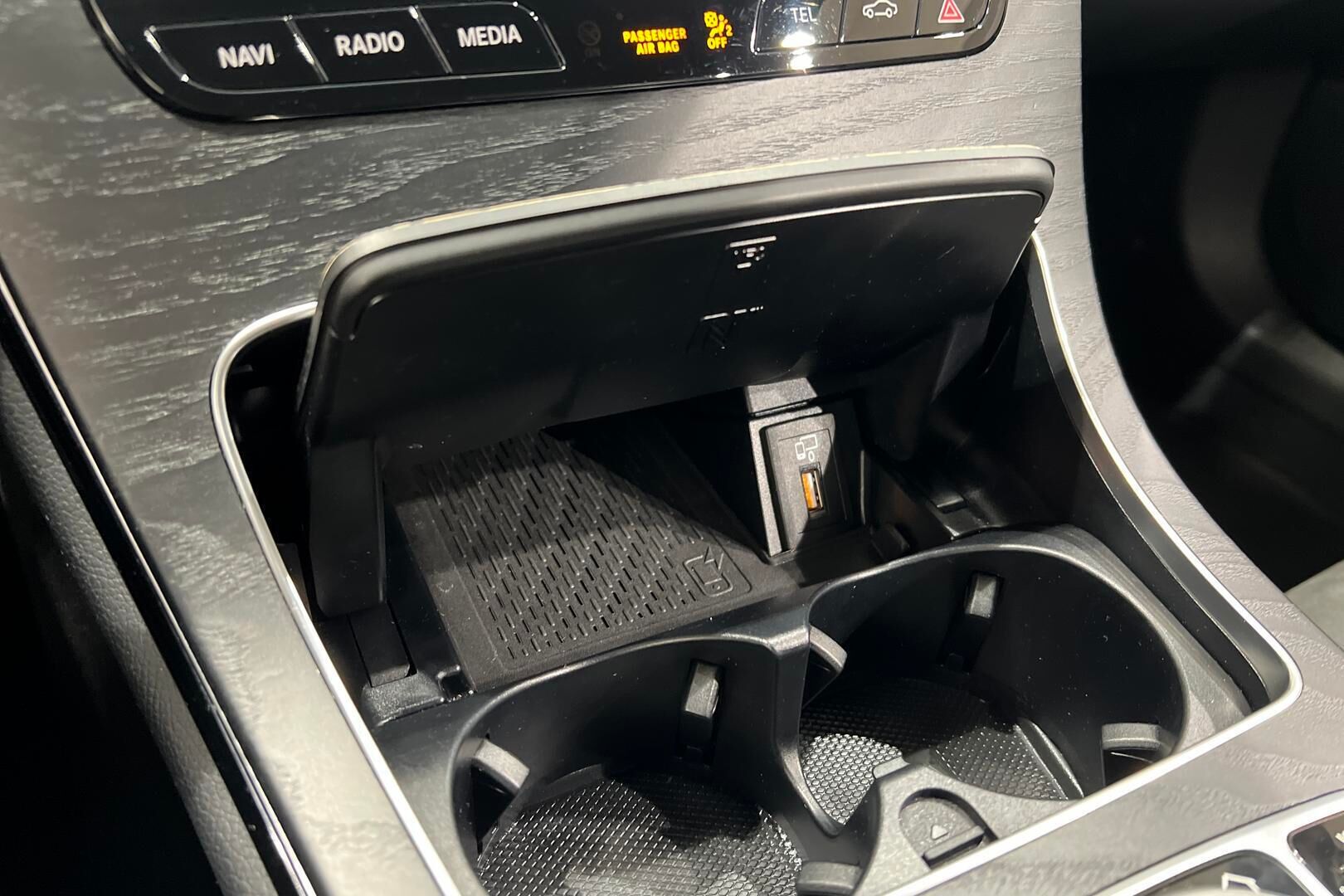 Mercedes-Benz C iso kuva 21