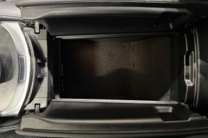 Mercedes-Benz C esikatselu 24