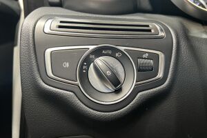 Mercedes-Benz C esikatselu 27