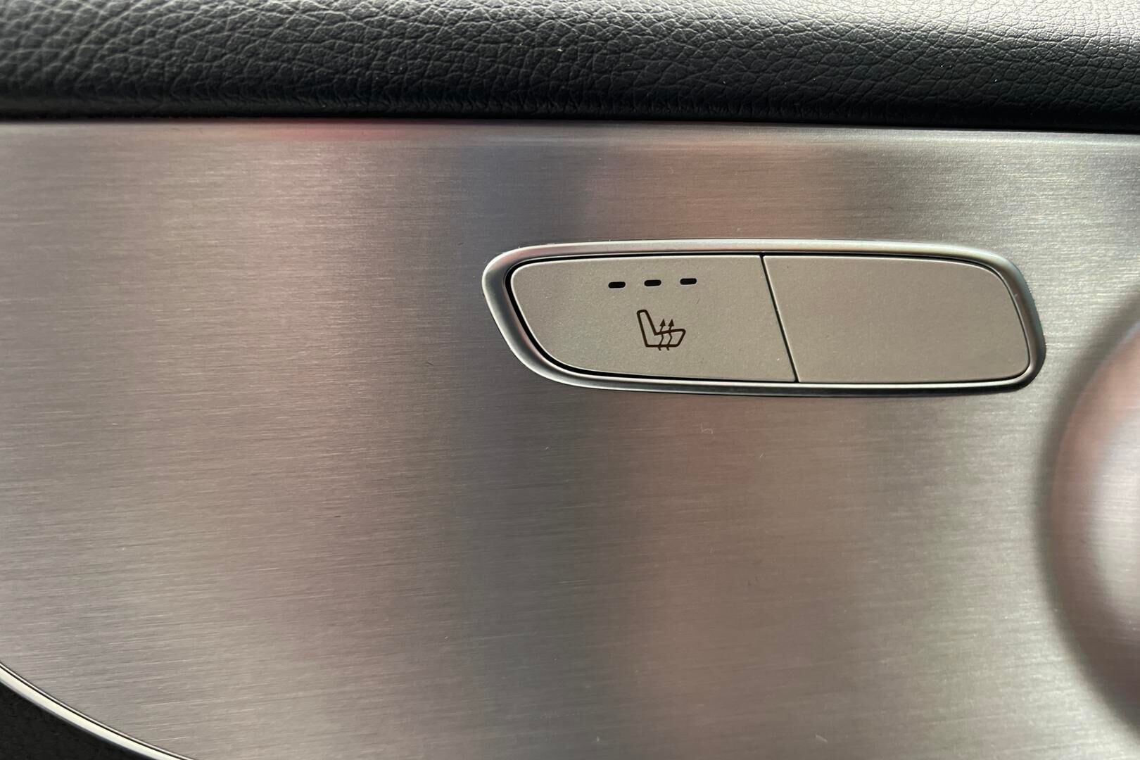 Mercedes-Benz C iso kuva 30