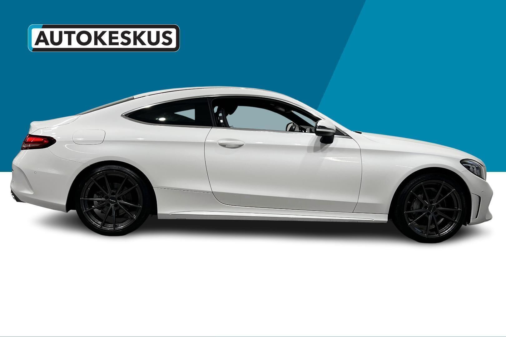 Mercedes-Benz C iso kuva 4