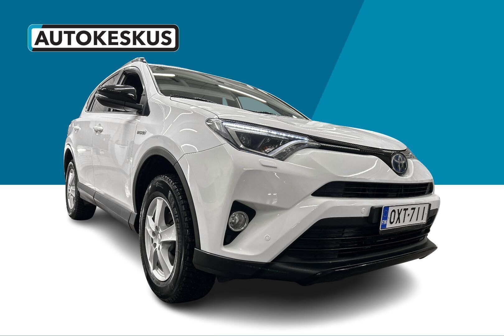 Toyota RAV4 iso kuva 2