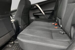 Toyota RAV4 esikatselu 23