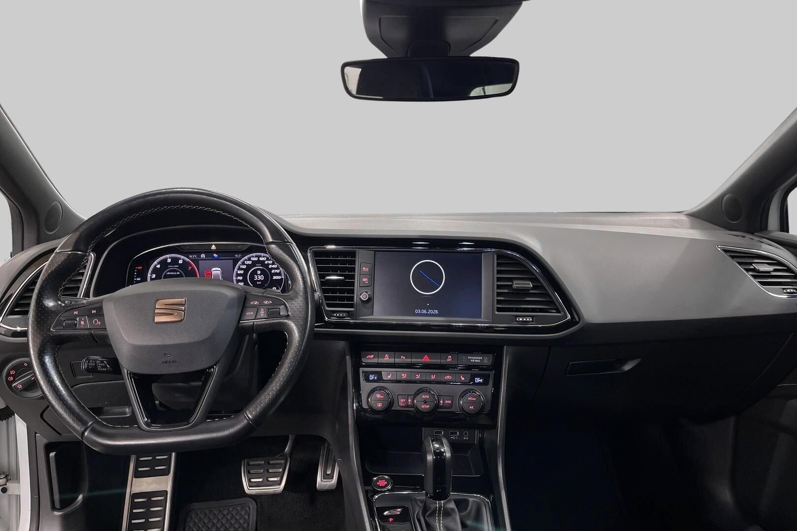 Seat Leon ST iso kuva 10