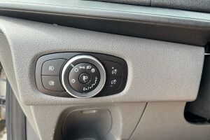 Ford Transit Custom esikatselu 19