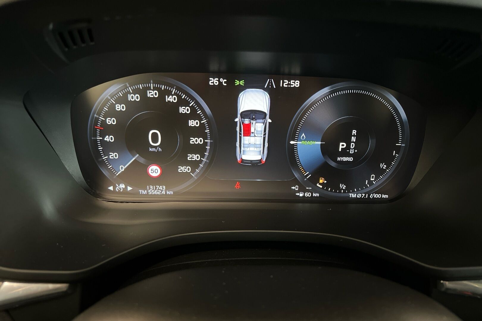 Volvo XC60 iso kuva 12