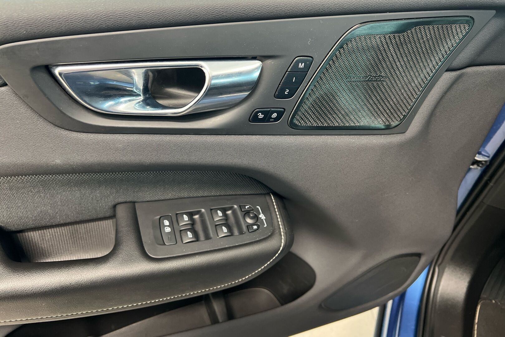 Volvo XC60 iso kuva 20