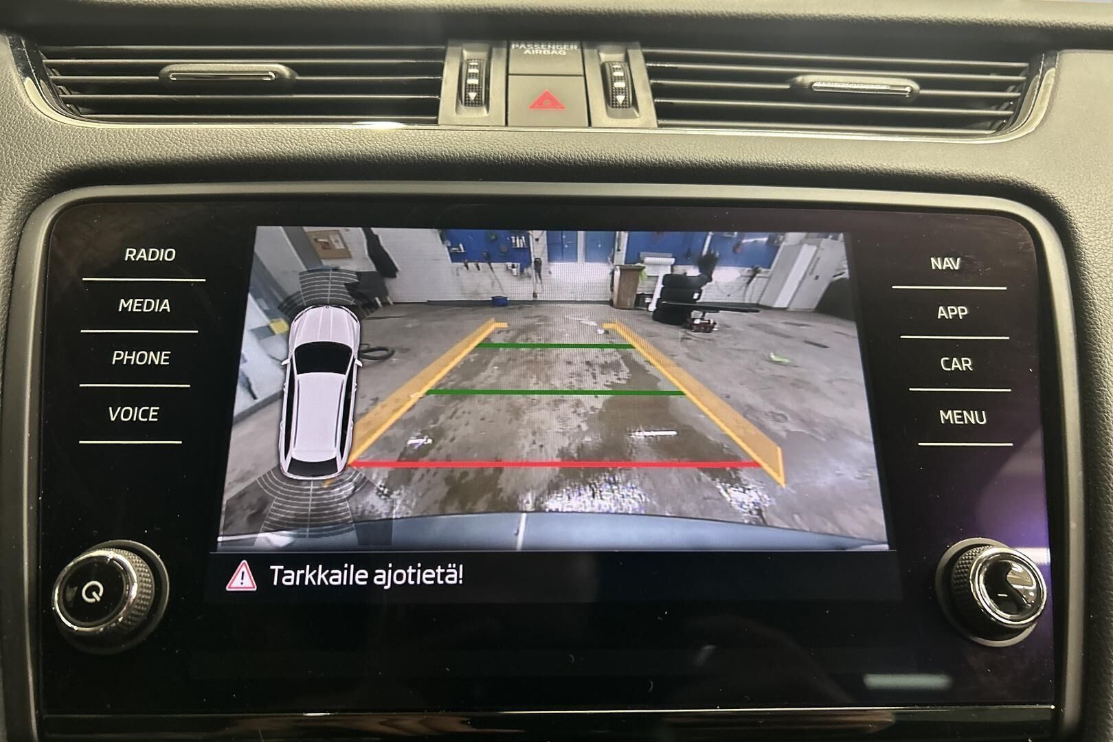 Skoda Octavia iso kuva 17