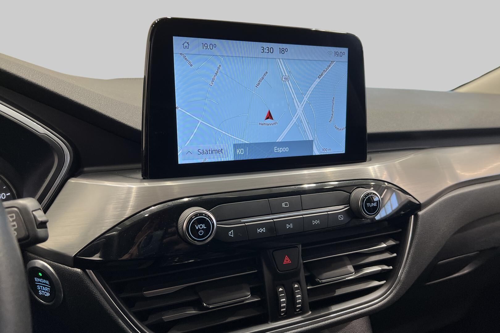Ford Kuga iso kuva 15