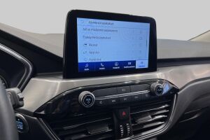 Ford Kuga esikatselu 18