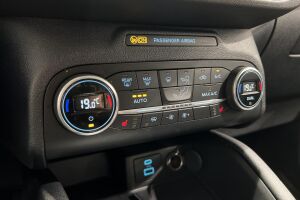 Ford Kuga esikatselu 20