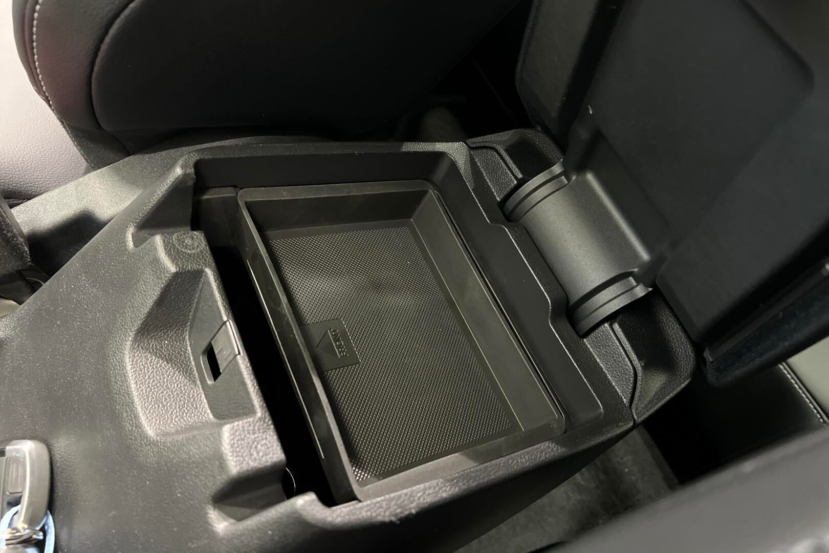 Ford Kuga iso kuva 23
