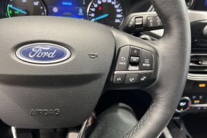 Ford Kuga esikatselu 24