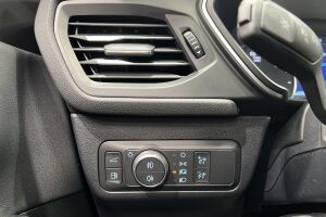 Ford Kuga esikatselu 26