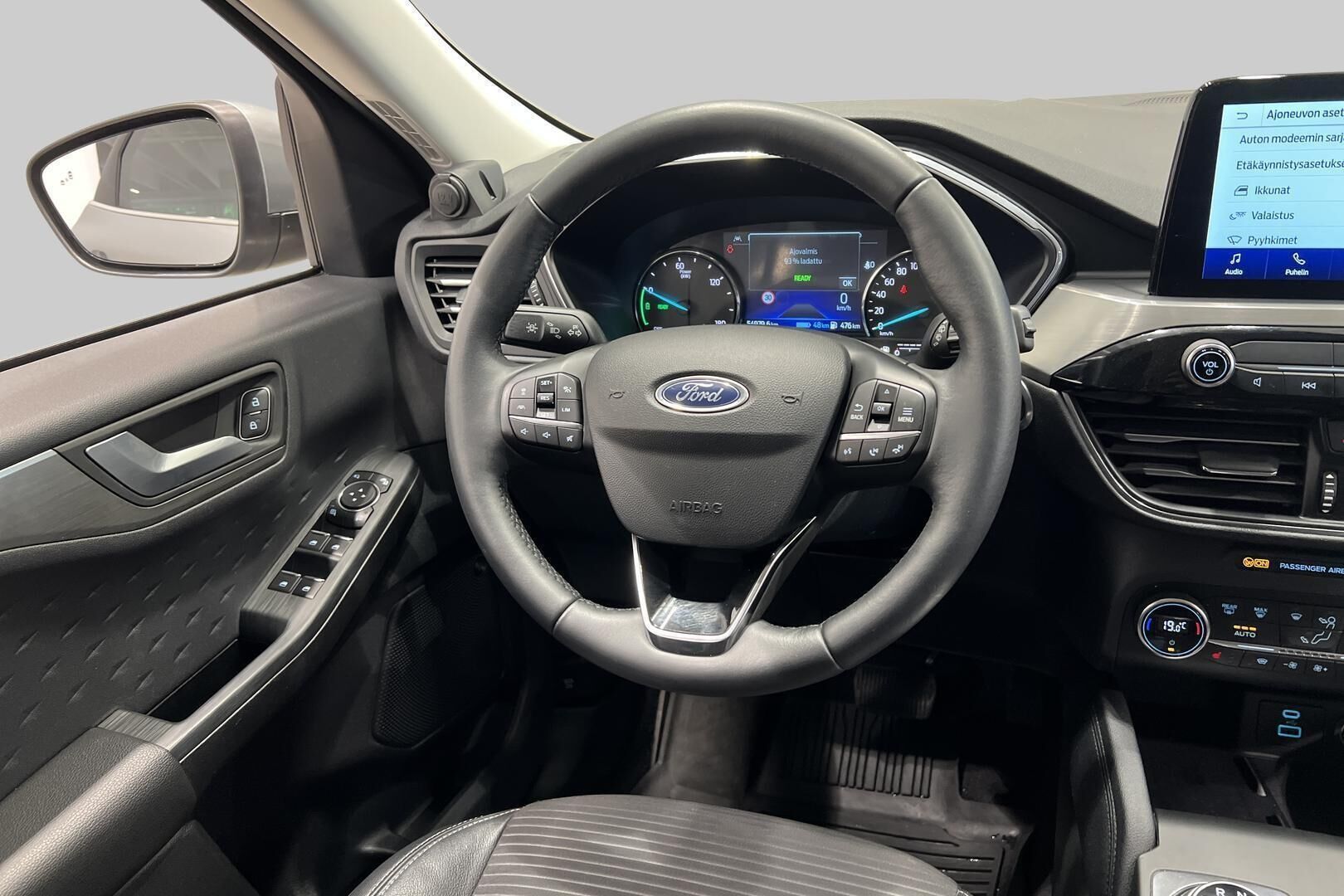 Ford Kuga iso kuva 29